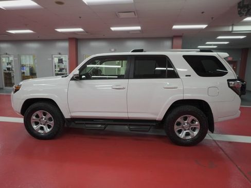 Certified 2020 Toyota 4Runner SR5 Premium w/ Moonroof Package image 6