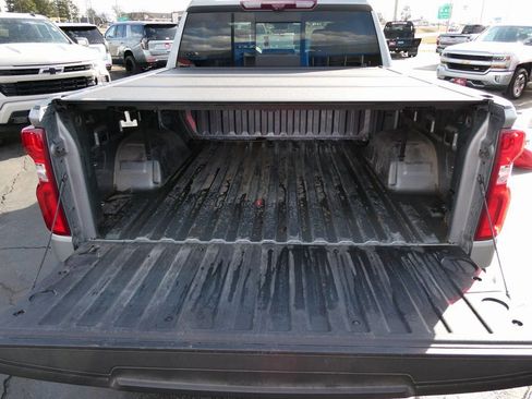 Certified 2024 Chevrolet Silverado 1500 LTZ AWD/4WD image 18