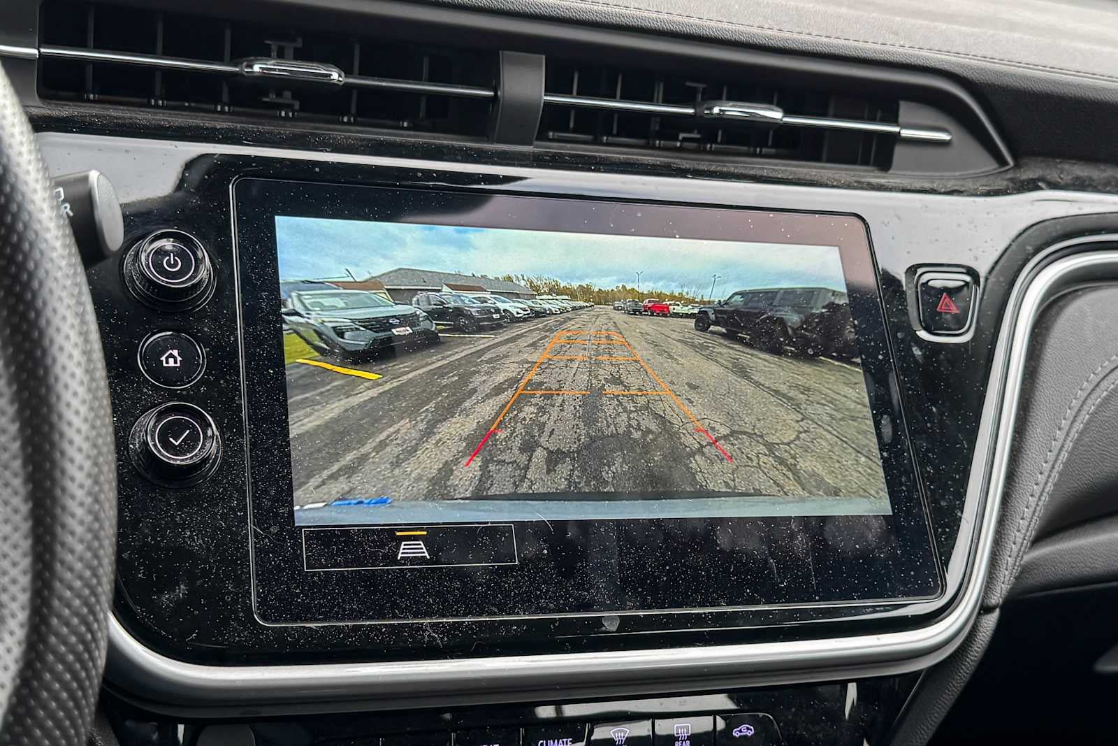 Used 2023 Chevrolet Bolt EUV LT w/ Driver Confidence Package FWD image 20