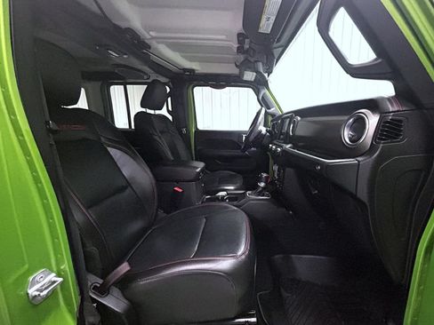 Used 2018 Jeep Wrangler Unlimited Rubicon AWD/4WD image 15