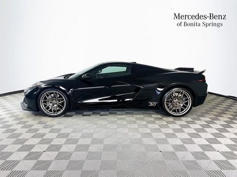 Used 2024 Chevrolet Corvette Z06 w/ Stealth Interior Trim Package RWD image 4