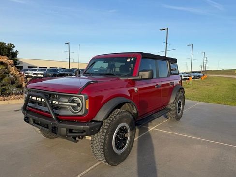 Used 2021 Ford Bronco Big Bend w/ Sasquatch Package AWD/4WD image 2