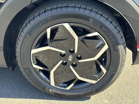Certified 2024 Hyundai Ioniq 5 SEL image 6