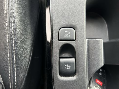 Certified 2024 Toyota Corolla XSE image 31