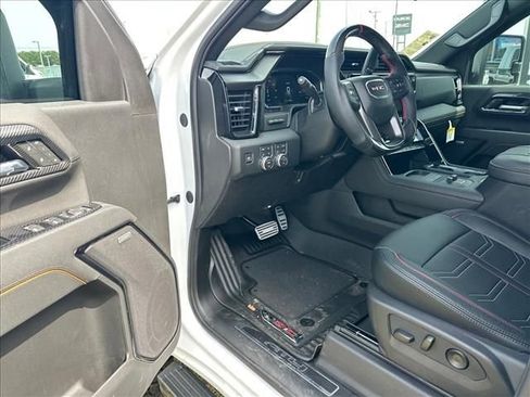 New 2026 GMC Sierra 2500 AT4 w/ Technology Package AWD/4WD image 20