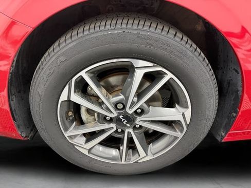 Used 2023 Kia Forte LXS FWD image 12