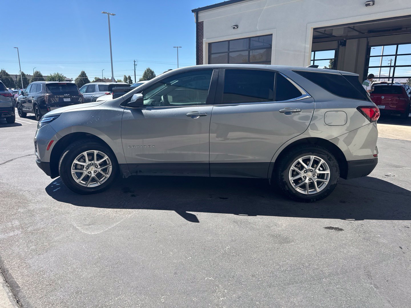 Used 2023 Chevrolet Equinox LT AWD/4WD image 5