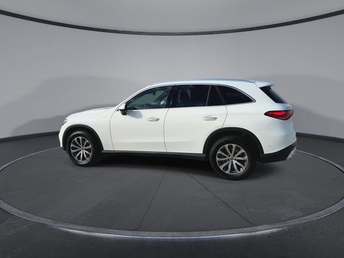 Used 2025 Mercedes-Benz GLC 300 image 6