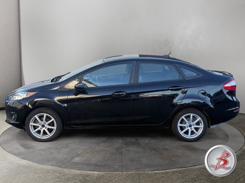 Used 2019 Ford Fiesta SE w/ Equipment Group 201A FWD image 4