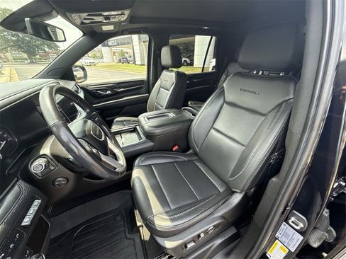 Certified 2021 GMC Yukon Denali image 19