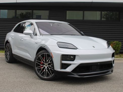 New 2025 Porsche Macan Turbo Electric image 9