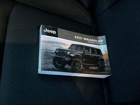 Used 2021 Jeep Wrangler Sport image 14