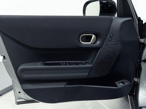 Used 2026 MINI Cooper 4-Door Hardtop FWD image 11