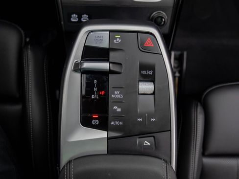 Certified 2025 BMW X2 xDrive28i w/ Premium Package image 20