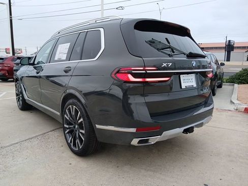 New 2026 BMW X7 xDrive40i image 7