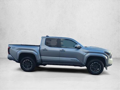 Used 2024 Toyota Tacoma TRD Sport image 4