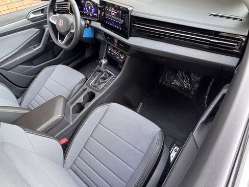 New 2025 Volkswagen Jetta SE image 11