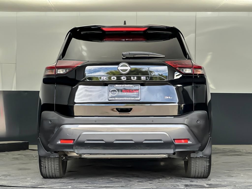 Used 2023 Nissan Rogue SL w/ SL Premium Package FWD image 4