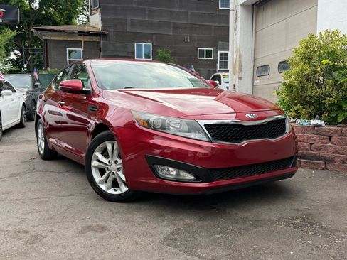 Used 2013 Kia Optima EX FWD image 16