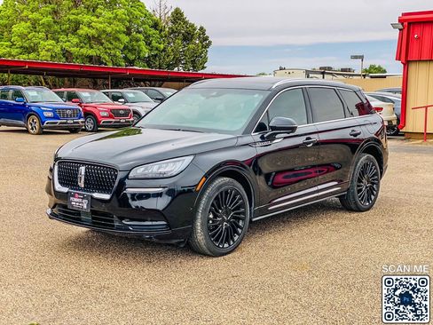 Used 2022 Lincoln Corsair Reserve w/ Equipment Group 201A FWD image 4