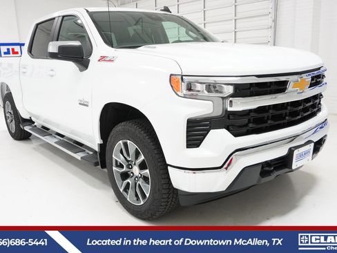 New 2026 Chevrolet Silverado 1500 LT image 3