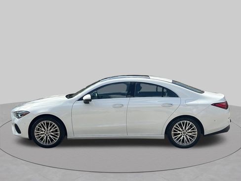 Used 2025 Mercedes-Benz CLA 250 image 2