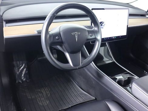 Used 2018 Tesla Model 3 Long Range RWD image 9