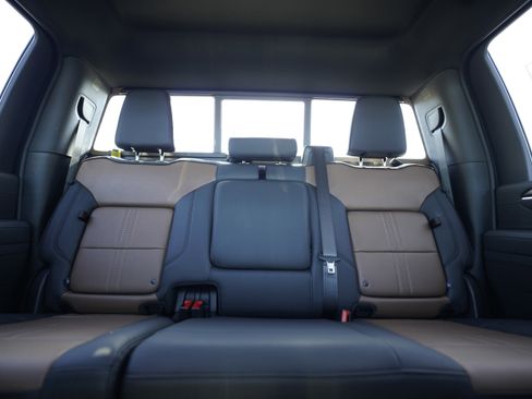 New 2026 Chevrolet Silverado 2500 High Country w/ High Country Premium Package AWD/4WD image 83
