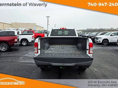 Used 2024 RAM 3500 Big Horn AWD/4WD image 25