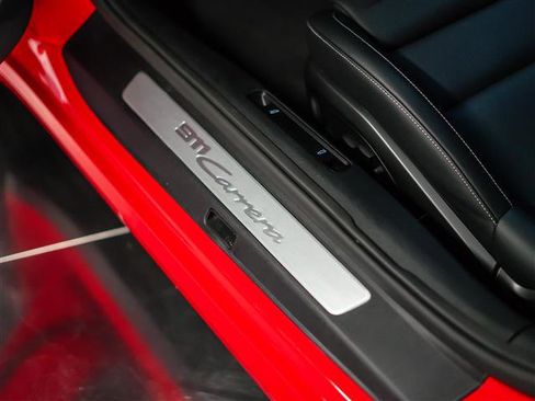 Certified 2025 Porsche 911 Carrera T RWD image 26