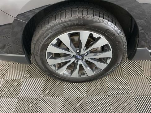 Used 2016 Subaru Outback 2.5i Limited AWD/4WD image 31