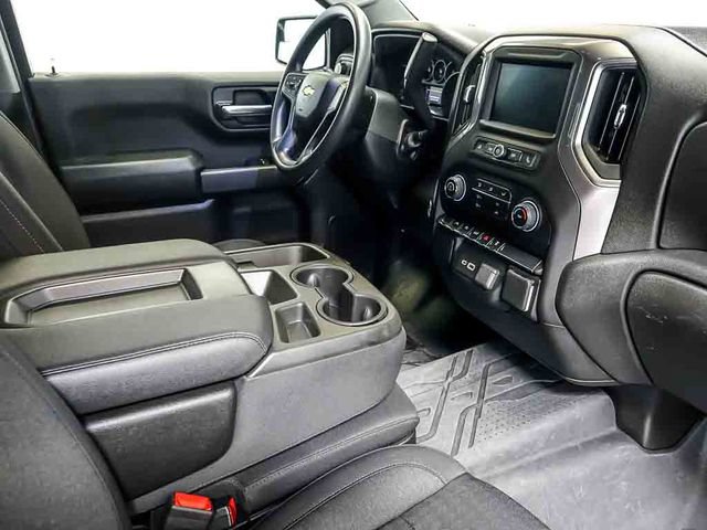Certified 2024 Chevrolet Silverado 1500 Custom AWD/4WD image 29