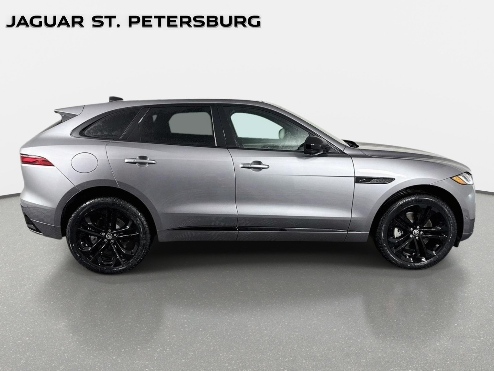 New 2026 Jaguar F-PACE R-Dynamic S AWD/4WD image 4