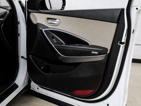 Used 2017 Hyundai Santa Fe Sport image 46