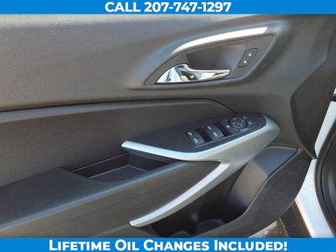 New 2026 Chevrolet Trax LS w/ LS Convenience Package image 11