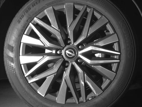 Used 2025 Nissan Altima 2.5 SV image 13