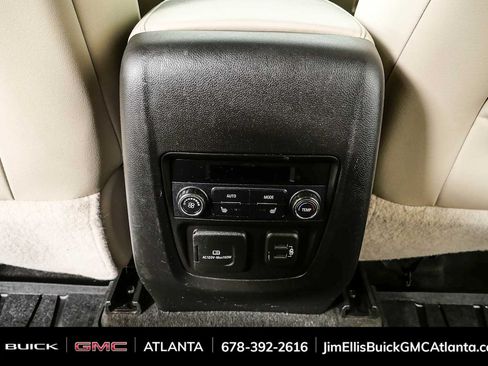 Used 2020 Buick Enclave Premium w/ Sun and Sites Package FWD image 19