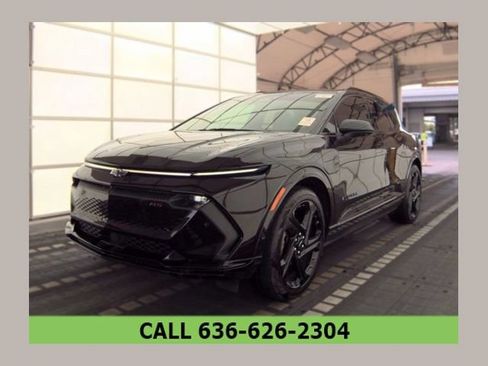 Used 2024 Chevrolet Equinox EV RS FWD image 1