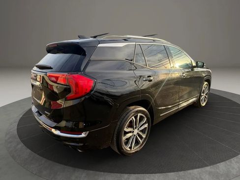 Used 2018 GMC Terrain Denali w/ Comfort Package image 5
