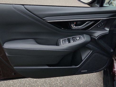 Used 2025 Subaru Outback Touring XT image 12