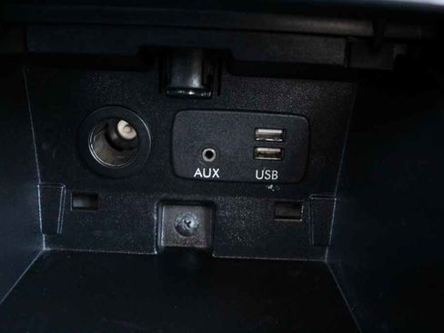 Used 2018 Subaru Outback 2.5i Limited image 25