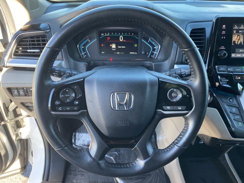 Used 2024 Honda Odyssey Touring image 26