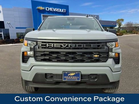Used 2024 Chevrolet Silverado 1500 Custom image 3