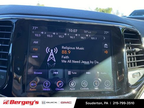 Used 2019 Jeep Grand Cherokee Limited image 15