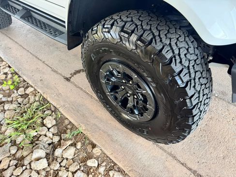 Used 2024 Ford Bronco Raptor AWD/4WD image 30