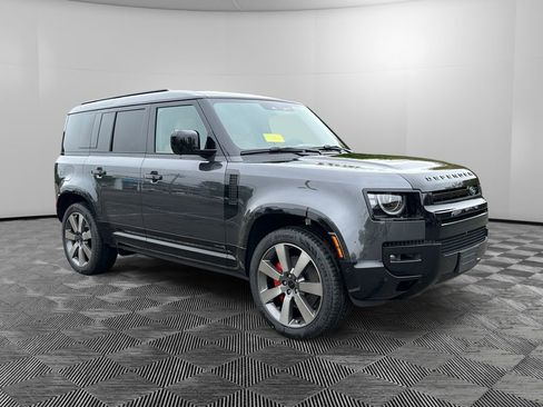 New 2026 Land Rover Defender 110 X AWD/4WD image 7