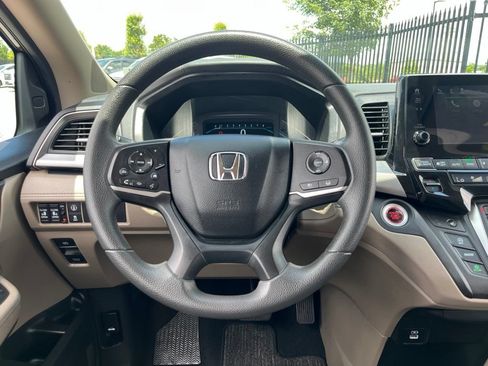 Used 2021 Honda Odyssey EX image 16