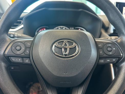 Certified 2025 Toyota RAV4 XLE FWD image 26