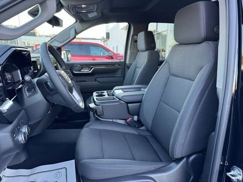 New 2026 GMC Sierra 1500 Elevation image 11