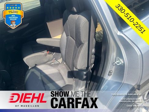 Used 2021 Subaru Ascent Premium w/ Convenience Package AWD/4WD image 14